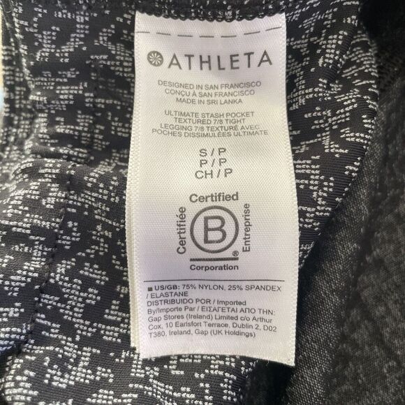 Athleta Stash Capri Black Gray Pixel SIZE SMALL Leggings Side & Back Pockets - Picture 8 of 11